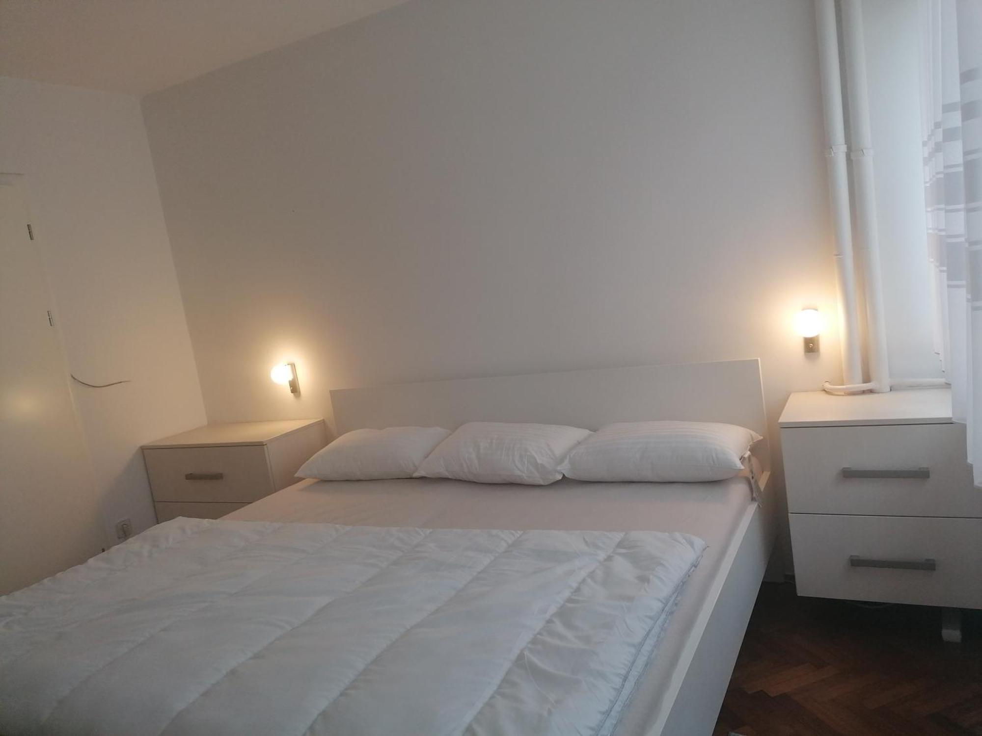 Apartamento Tina Karlovac Exterior foto